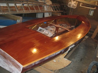 2011-10-13 First Coat of Varnish on Deck 001-r.jpg