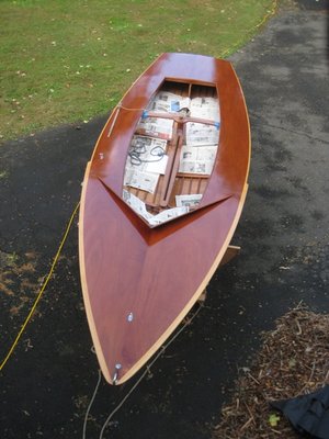 2011-10-20 Third Coat of Varnish on Deck 007-r.jpg