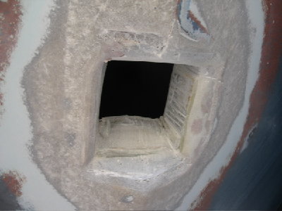 Strut hole to be filled.jpg