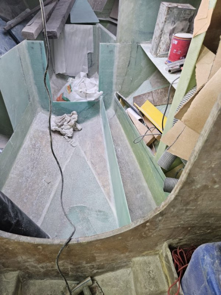 v berth floor locker.jpg